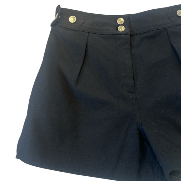 Derek Lam Mika Snap Pleated Cotton Shorts in Black - Picture 5 of 11